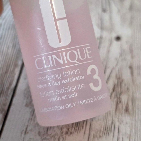 Clinique Clarifying Lotion Exfoliant mini - Picture 2 of 3
